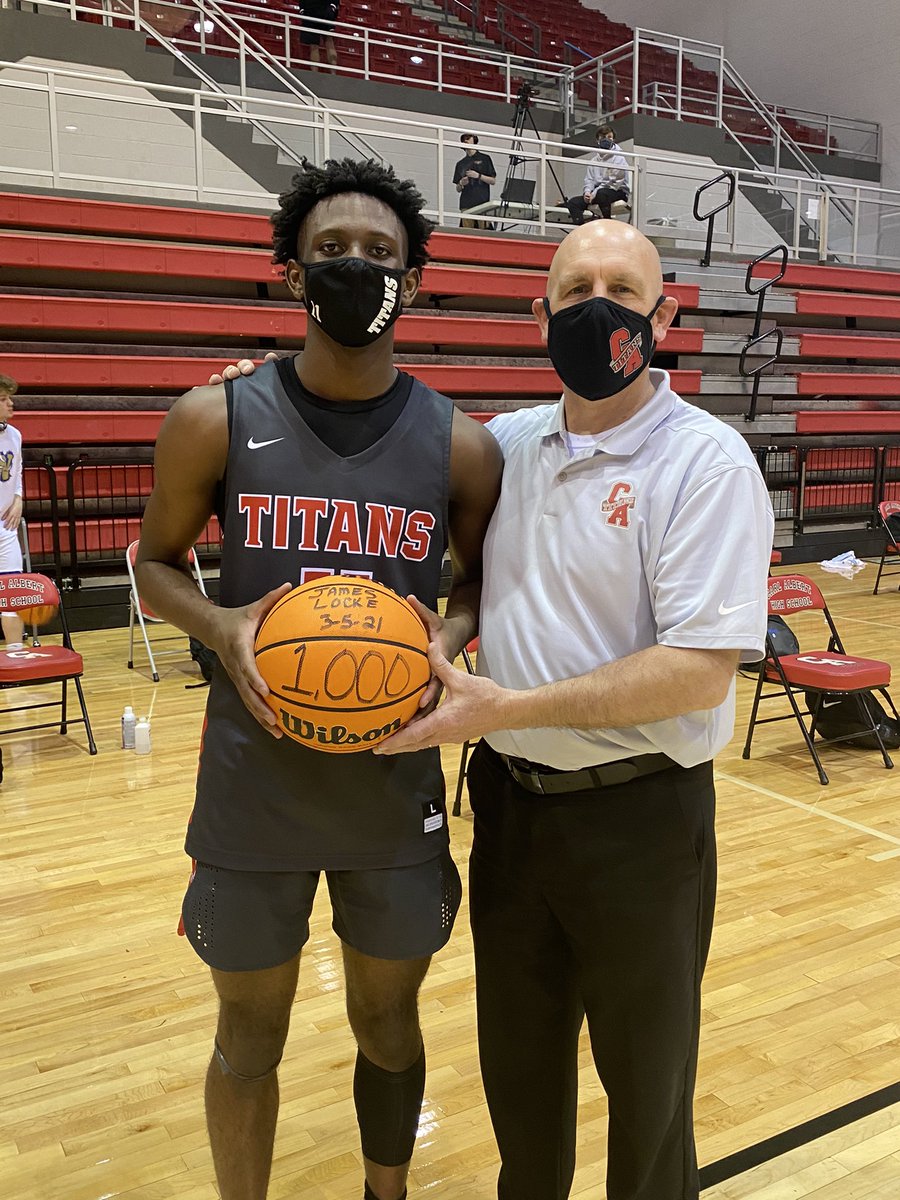 MWC_Beacon's tweet image. Carl Albert boys advance to the state tournament with an 82-42 win over Coweta in the Area finals. Senior James Locke scored his 1,000th career point in the first quarter. #okpreps