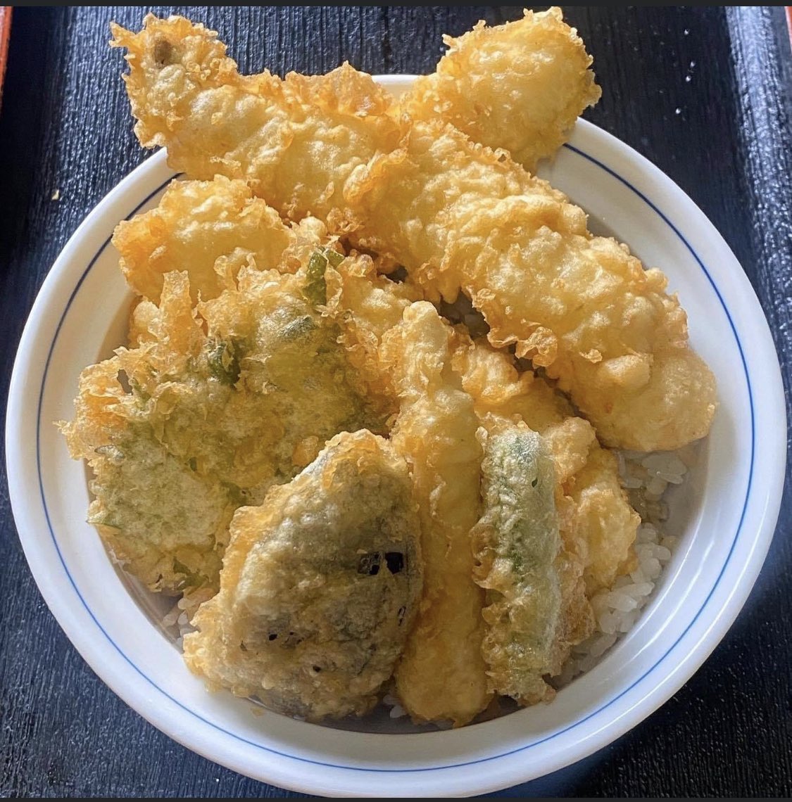 丸屋 東中野 今日のランチは フグ天丼 いっちゃいます ランチは11 30 夜の部は16 00より 丹澤山 猫ラベル は残りわずか 和ごはん一献丸屋 東中野 居酒屋 禁煙 築地 純米 日本酒 中野 和食 鮮魚 野菜 東中野流 豊洲