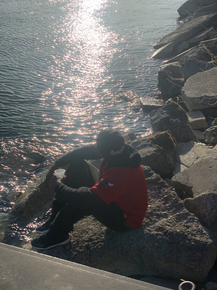 I lost myself trying to please everyone else. Now I’m Losing Everybody while I’m Finding Myself 🧘🏾‍♂️🤞🏾