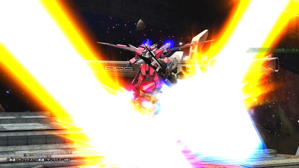 ヒデトp On Twitter 今日のアスラン もう撃つな 涙 飛び交うビームを避けるアスラン 当たらないとは言っていない そして3 4枚目でビームをガードするダークハウンド