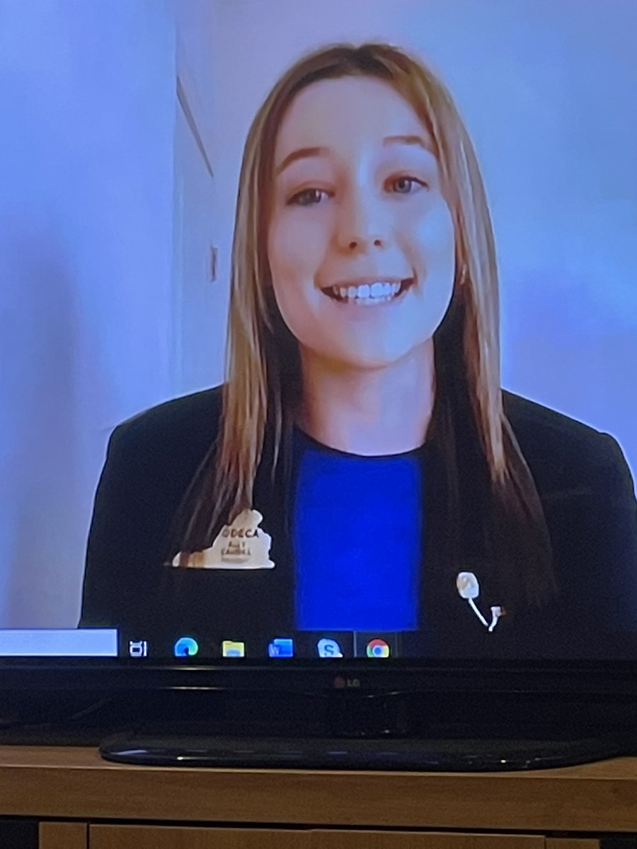 While #VADECASLC Opening session was a tad different this year, <a href="/VirginiaDECA/">Virginia DECA</a> did an awesome job. So very proud of <a href="/AllyCaudill_/">Ally Caudill</a>