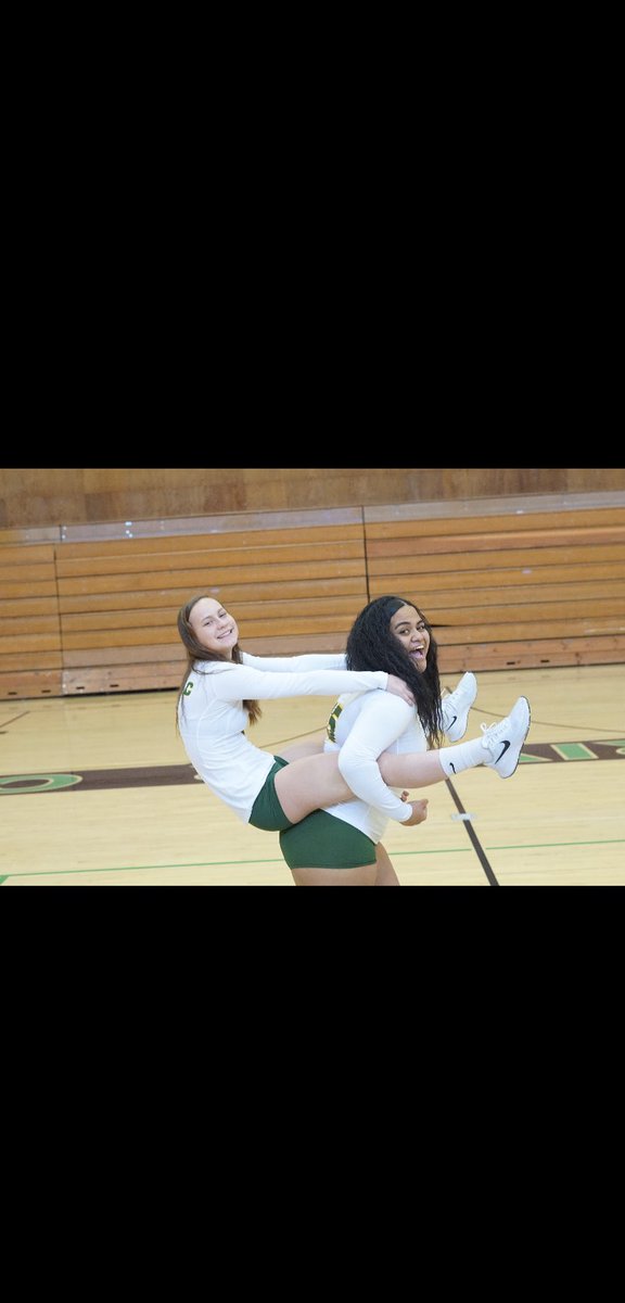 molia_tuia's tweet photo. Year 2 with my dawg 🤧 @tayloreilly13 https://t.co/xmD1whwPJw
