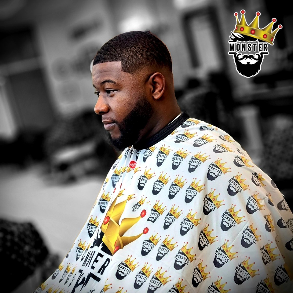 Trew30_'s tweet image. ORLANDO! Man I read your recommendations and I chose to visit my guy @MonsterThaBarb1 over at Colman’s and mannnnn! He got your boy right!! If you need a cut, make sure you visit @MonsterThaBarb1 ASAP! #UCFresh #ChargeOn