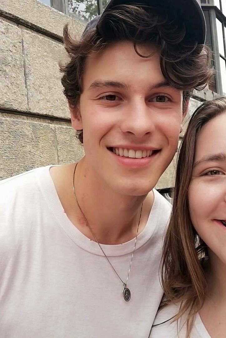 DailySharry's tweet photo. if  you  stan :

       - harry  styles
       - shawn  mendes
       - their  cute lil faces <3

 rt  this  to  gain  mutuals ! https://t.co/1Ps4NLui3N