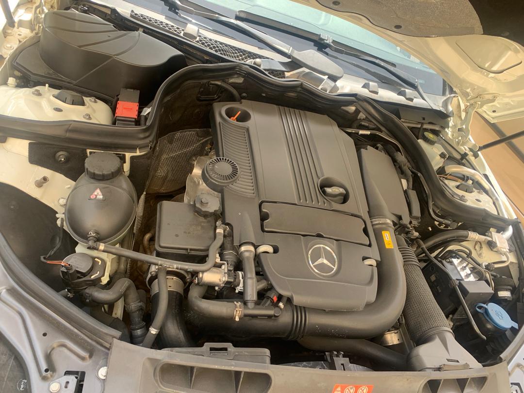 alabsstore's tweet photo. 2012 Mercedes Benz C250 foriegn used with original customs duty Available, Contact us for inspection and more details. Price NGN5,200,000.00.
📞📲  /WhatsApp :07012074293 
Twitter 🐦: @alabsstore
Instagram 📸: @alabsstore https://t.co/XrJJJL28Zc