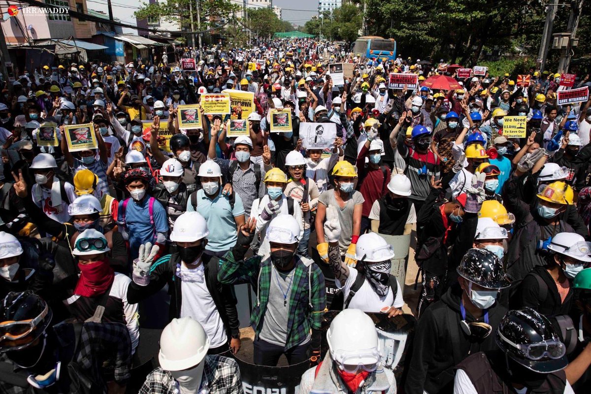 enhypenupdates's tweet photo. Myanmar’s people has been suffering from military brutality and they need our help. Let’s stand with the people of Myanmar for restoration of democracy, freedom, justice, &amp; human rights.

Let’s use our platforms and raise our voices.

#WhatsHappeningInMyanmar
#Mar6Coup https://t.co/duHhgUR2HJ