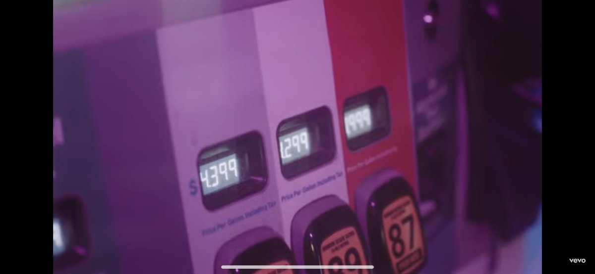 jwash28's tweet photo. SZA WHY GAS $4 BABE? #goodaysvideo @sza https://t.co/clKqd0hVAY
