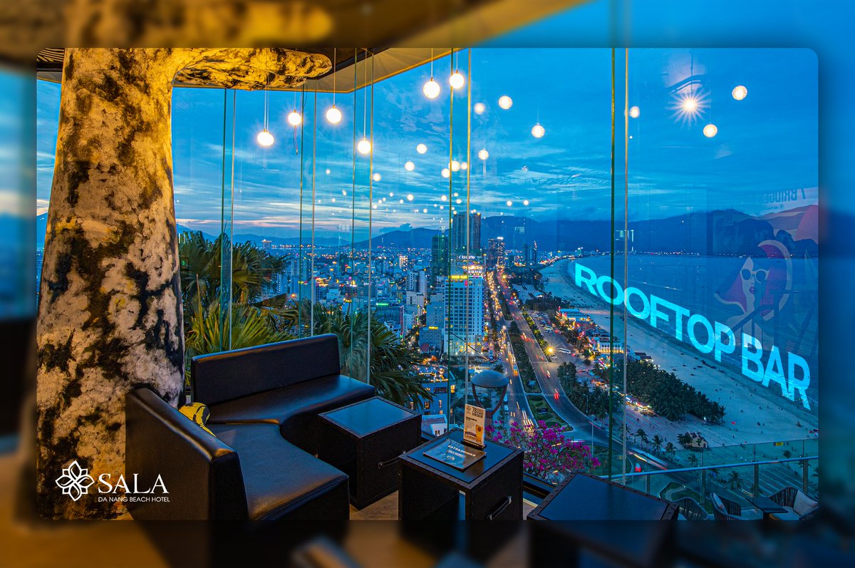 SalaBeach's tweet photo. 🌹 With a prime location opposite the romantic My Khe scenery and vibrant city , the rooftop bar at Sala Danang Beach Hotel promises to deliver excellent drinks with pleasant experiences in this beautiful coastal city.

https://t.co/5PYD3BhTeS https://t.co/cZRBirKTj8