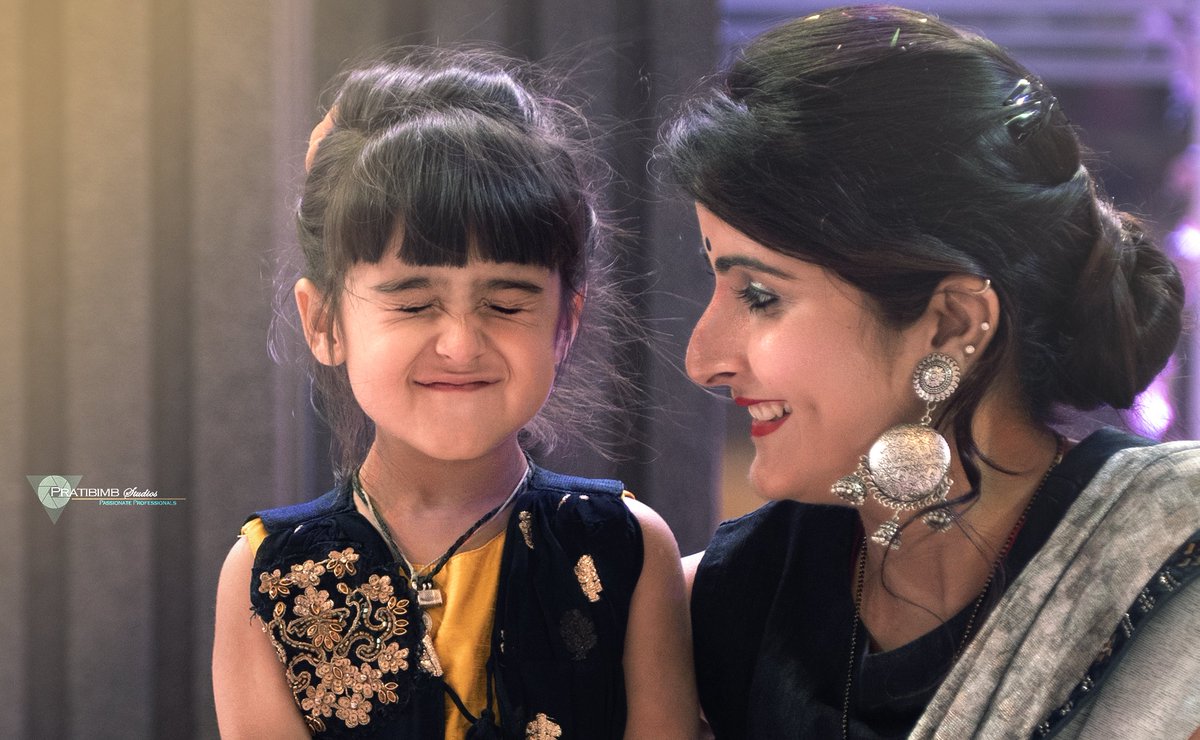 Pratibimbstudio's tweet photo. Words are not enough to express the unconditional love that exists between a mother and a daughter.💕

#daughtersarebest 
#Daughters #motherhood #momlife  #mommysgirl #fatherdaughter #baby #kidswear #kidsfashion #kids #babygirl4daddy #babyshoot #photography #pratibimb_studios https://t.co/YFpNsnoaOM
