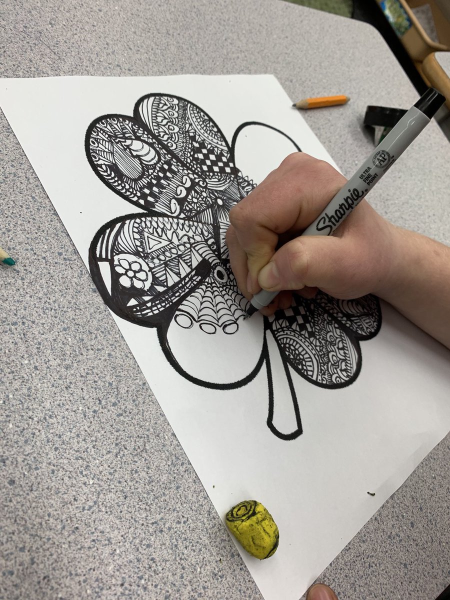 tchrgirl's tweet photo. Students in the grade 5/6/7 class today started working on Shamrock themed Zentangles during Art class. Their ideas quickly took shape into intricate and creative designs. #learn85 #AlertBaySchool https://t.co/Aq62iXGFeH