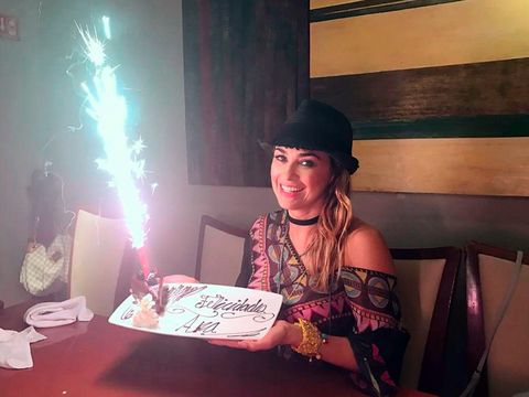 A las tres!!
Happy birthday Ara HBD ARACELY ARÁMBULA 
