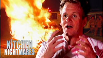 GORDON RAMSAY Shuts Down the Dining Room After Finding Awful Caviar next to Cooked to Hell PIZZA! https://t.co/XFyZZ9zAK7