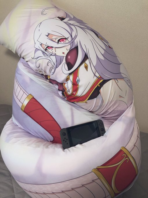 中身入れたら寝る場所が無くなりました
#m_doctor
#モン医者 