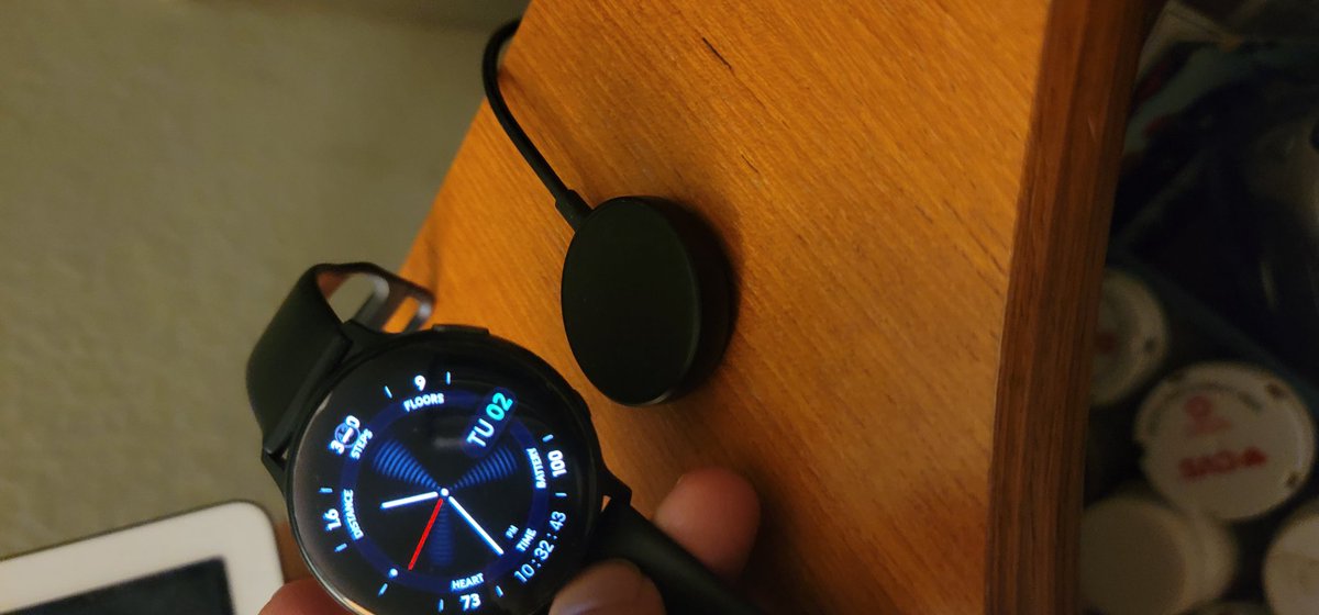 ChocoReviews's tweet image. I am selling my gently used #GalaxyWatchActive2 I have the 44mm Watch Active 2 in Black.

DM if interested