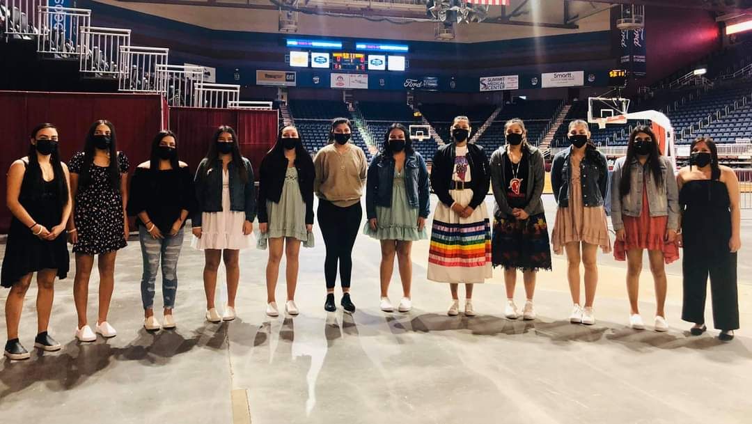ndnsports's tweet photo. For the 5th year in a row the Wyoming Indian Lady Chiefs will play in the Girls Class 2A state championship game to attempt a 3-peat following their 46-38 win over Sundance in the semis at the Ford Wyoming Center Friday night.
#NativePrepe #WindRiverReservation https://t.co/o3552KxsbW