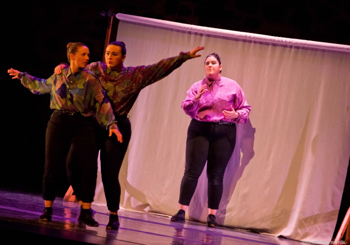 GranTeatro_Cc's tweet photo. Os dejamos unas imágenes de la divertida comedia y a la vez reivindicativa "ELISA Y MARCELA"; ayer en el Gran Teatro de Cáceres.

📸 @AntonioMartinH4 https://t.co/ewu3035h6u