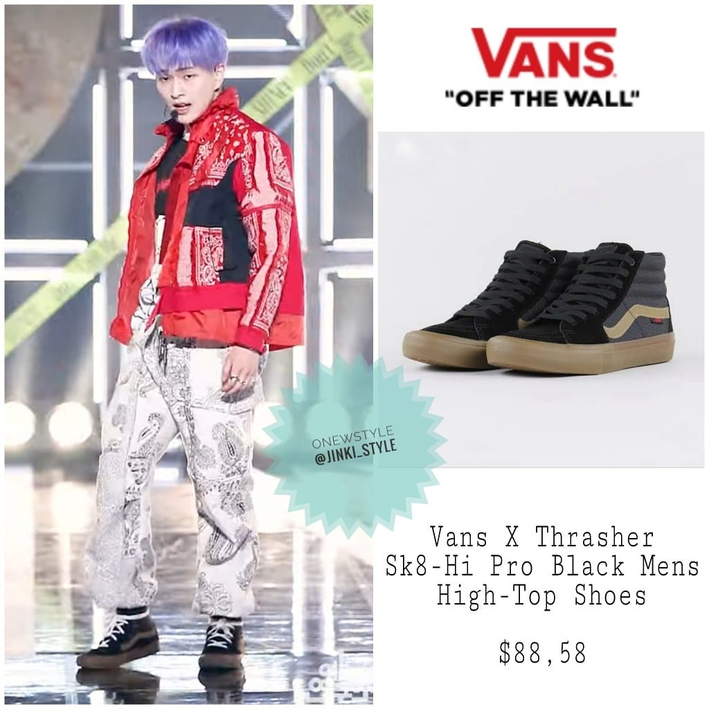 mrs_lee57's tweet photo. #Onew 060321 - On MBC music Core .
.
Cr. Owner
#온유 #ONEW #샤이니 #Leejinki #Key #Jonghyun #Minho #Taemin #Shinee #Vans #kingofkpop #onewstyle #JinkiStyle #shineestyle #kstyle #idolstyle #shawols https://t.co/gzZNdnRFPU