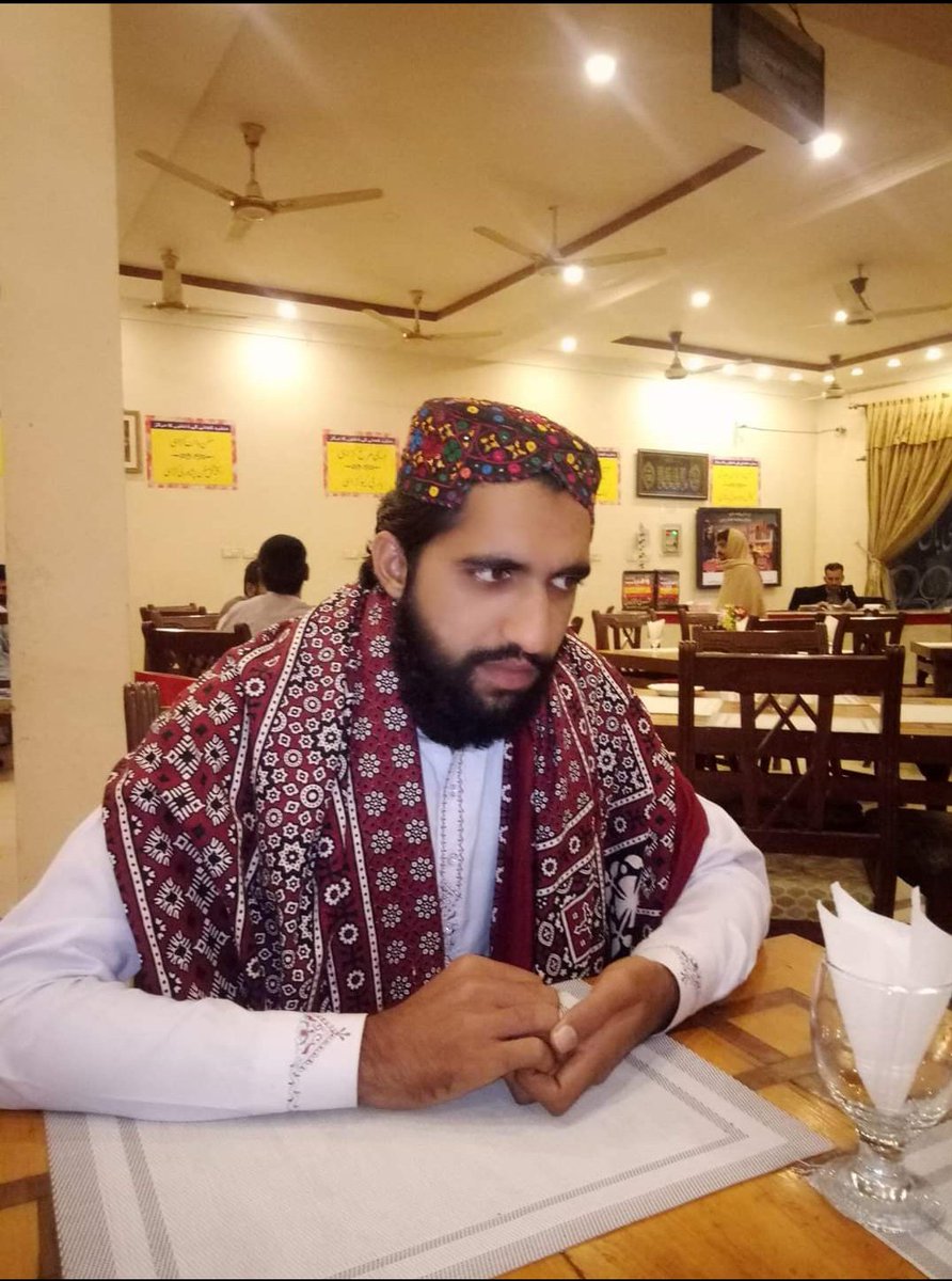 sohail_shafi3's tweet photo. اجرک ڈینھ مبارک❤
#Ajrak #Blouch https://t.co/9Wpmsg1ubH