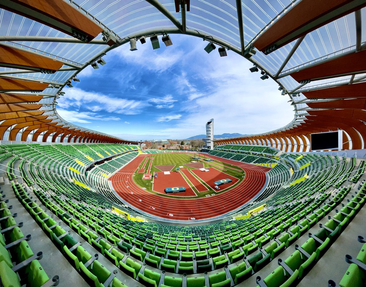 TheSchmenk's tweet photo. Most stadiums are for spectators. The new Hayward Field is for everyone! https://t.co/Lb3ajipNiK