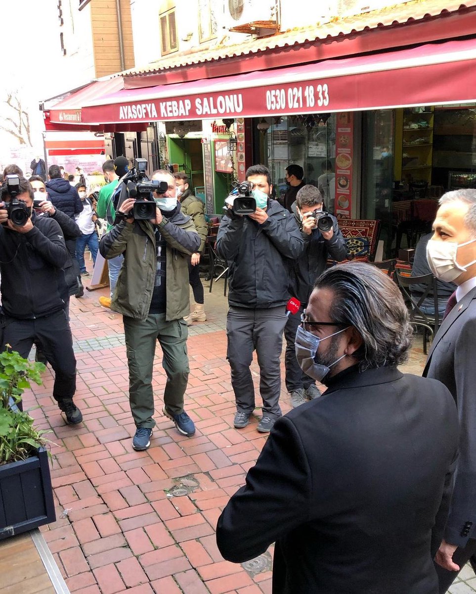 RamazanBingol's tweet photo. Sektörümüz adına Sn İçişleri Bakan Yardımcımız Muhterem İnce ve İstanbul Valimiz Sn Ali Yerlikaya ile denetimleri yaptık.Sektörümüz adına göstermiş oldukları ilgi için kendilerine teşekkür ediyorum.@AliYerlikaya
#HedefMaviKategori #HedefMaviKategori💙
#tures https://t.co/HHJjjz2BQV