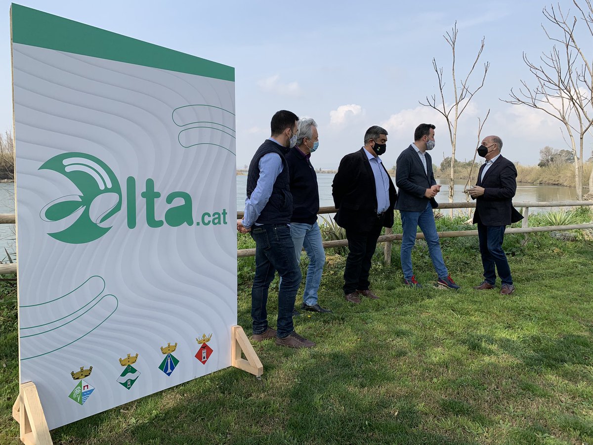 lluis_soler's tweet photo. 📻 Deltebre, Sant Jaume, l'Ampolla i Camarles sumem esforços com a poblacions veïnes per projectar una plataforma audiovisual i comunicativa pública amb essència i ànima Delta, per posar en valor tot allò que ens uneix i que ens genera tant d'orgull a les persones del Delta! https://t.co/ixtAjHGK70