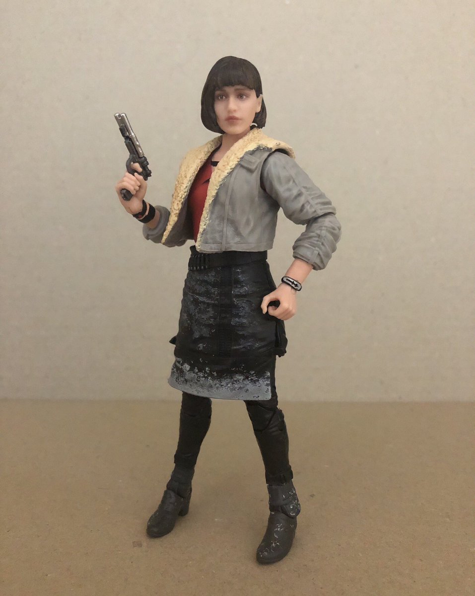 Nymphaea 劇中および原作ではテラス カシという武術を使っていましたし 意外と大胆な格闘アクションポーズが映えます このツイートで持たせている武器 槍 リボルバー拳銃 ブーメラン はどれも他メーカーの別売りの品 ジャケットは軟質素材なので腕