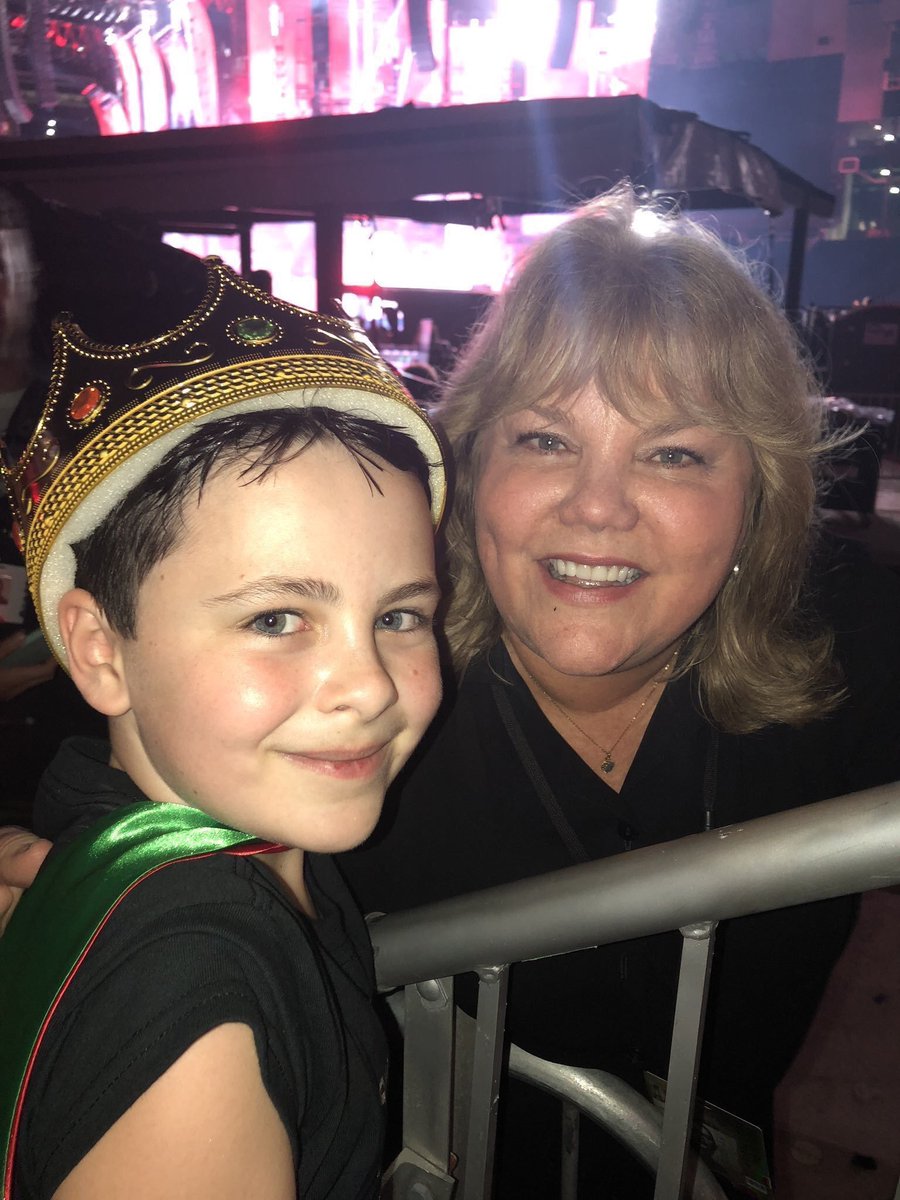 TKKSwiftie's tweet photo. Hey #SeniorSwifties I got to bring my #SecondGenerationSwiftie to his 1st @taylorswift13 concert for the #RepTour & it was the BEST experience. He even met Andrea! My daughter will be 5 this yr so next tour I am hoping sheβll get to experience Taylor as her 1st concert too!!! https://t.co/lF35zkHQbU