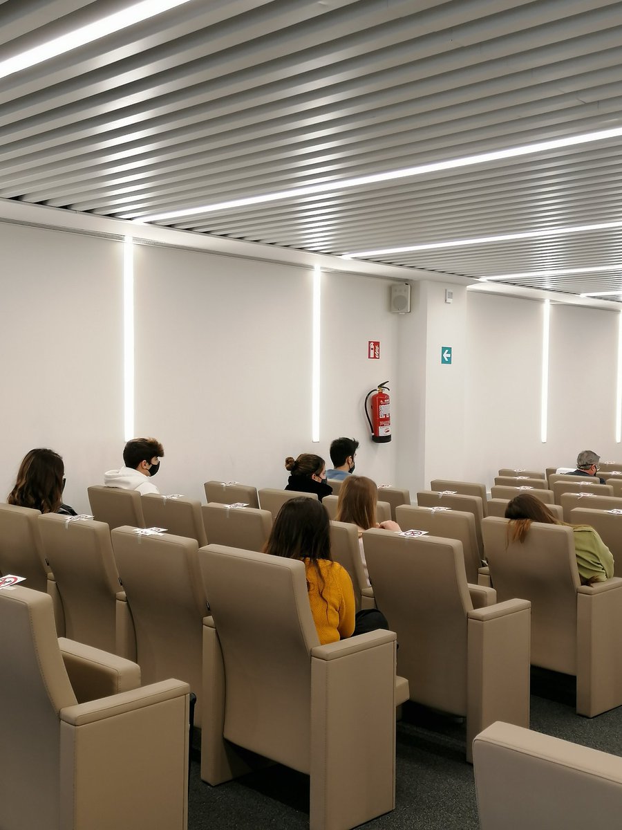 ESICBarcelona's tweet photo. 🔹¡Empezamos el #HackathonDigital en #ESICBCN!🔹
Una jornada en la que los estudiantes del TS en Negocios Digitales y del Degree in Digital Business plantearan soluciones innovadoras para reactivar los sectores de la restauración, el turismo y la salud.
¡Mucha suerte a todos!🚀 https://t.co/AKQN18Riiu