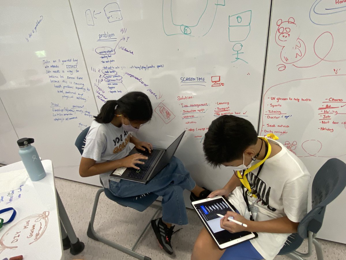 versoschool's tweet photo. Now that they’ve been given the challenge statement, our hackers spent the early afternoon on defining and ideating and will soon be working on their prototypes during VERSO HACK 2021. #designthinking #versohack https://t.co/s5UHI7DzN1