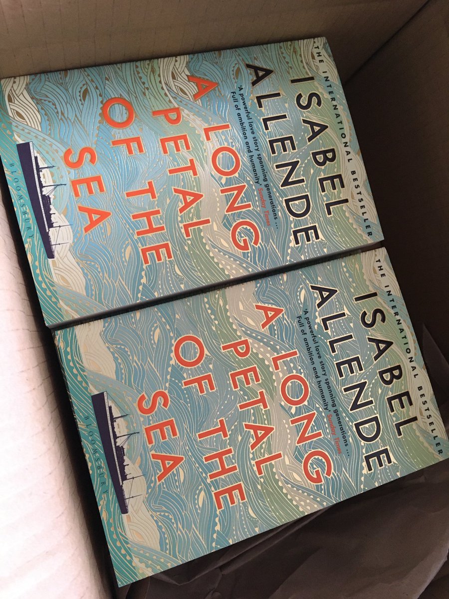 3HShoesReadingG's tweet photo. Thanks to ⁦@BloomsburyBooks⁩ ⁦@readingagency⁩ for books by  @isabelallende⁩ for our group. So excited! Our favourite genre. https://t.co/MqeaOBMt2H