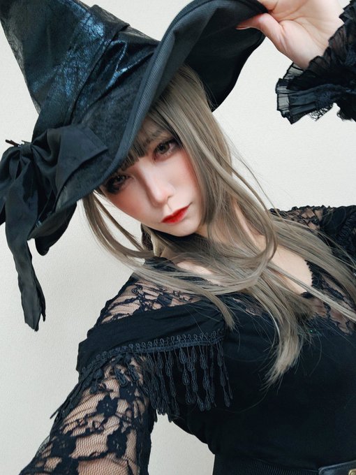 コスプレイヤーしろさきのTwitter画像25