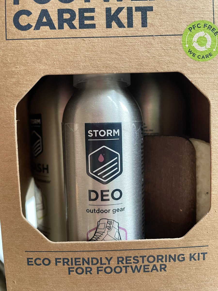 keswickbootco's tweet photo. ✴️ Competition Time ✴️

Anyone fancy some free proofer?...... We have some to give away from UK based @stormcare and we need someone to test them for us 

So Post a picture of your boots that need a good proofing and we will choose a winner on Monday 

Good luck all 👍🥾🧦 https://t.co/D2P7LzyPud