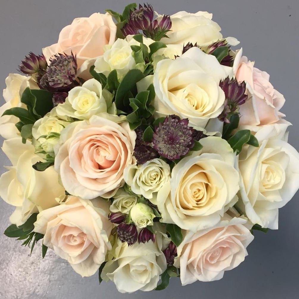 ✨Lifetime Supplier on Married In Kent ✨⠀⠀⠀⠀
💝 Flowers & Sparkle Wedding Florist Kent 💝⠀⠀
FEATURED ON...The Married In Kent Wedding Directory 💜⠀⠀
🔗 buff.ly/3aU4lNz
#kentweddingflorist #kentflorist #kentflowers #kentflorists #kentweddingflowers  #kentwedding