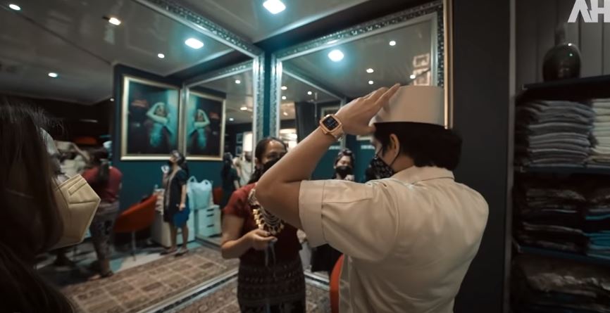 Atta Halilintar saat fitting baju pernikahan