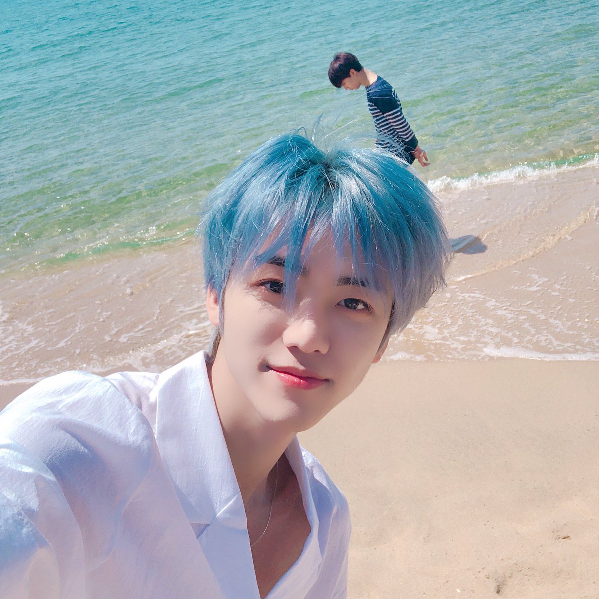 แจมินทร์ ลี : สวัสดี...วันศุกร์...จ้ะพี่...มาเที่ยว...กับลูกจ้ะ...ภูเก็ต...น้ำใส...ทะเลเขียว...เหมือนได้ย้อนเวลา...ไปสมัยสาวๆ 🥰 พ่อมึง...อยู่ไหน...แม่ร้อน...เอาร่มมา...อย่าให้...โมโห นะค่ะ 😤