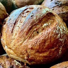 LaBonneParis1's tweet photo. It’s the nutty one this week! Available from @daisyandtilly & @PiesseRosie #funkyfrankwell
Pain aux Noix..
~ Protein-packed~wholemeal ~honey ~walnuts. ~ locally handcrafted ~slow proved ~stone-baked....How will you eat yours? #lovelocal #realbread #busybakergirl https://t.co/K2026patOM