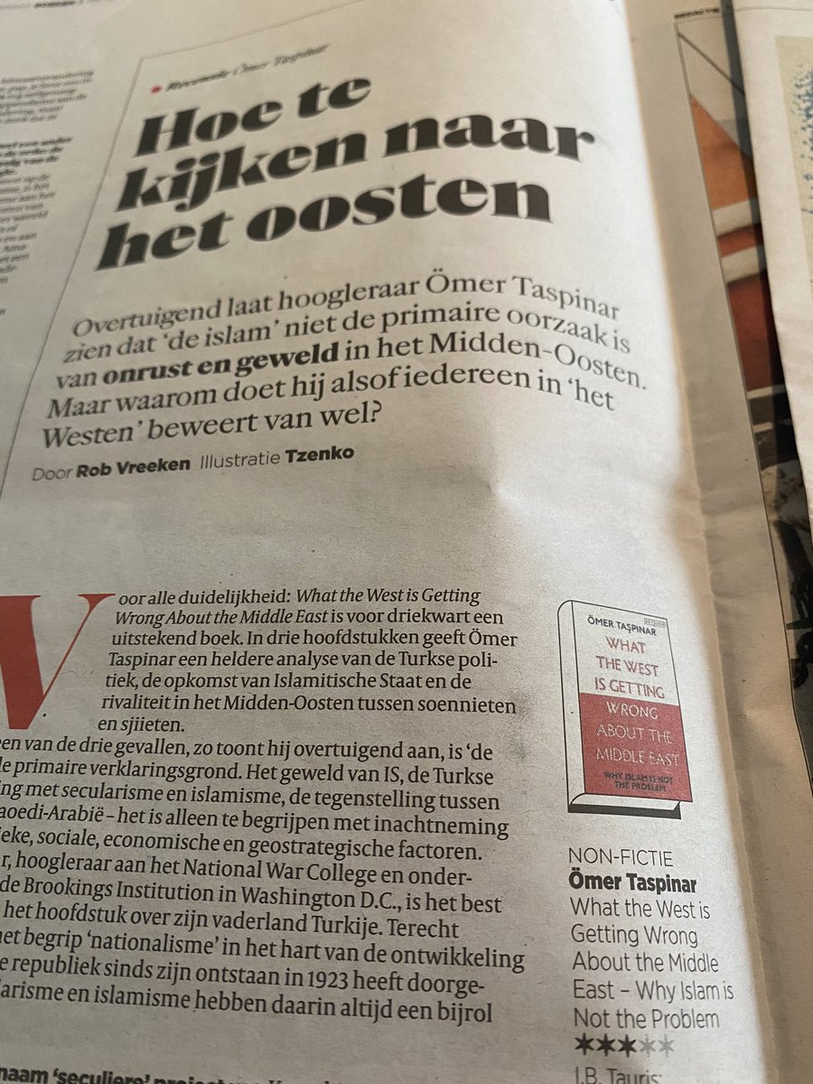 ScaleUpAnna's tweet photo. Blijft bijzonder, recensenten die er keer op keer weer in slagen om de bespreking van een boek... over zichzelf te laten gaan 🙄#volkskrant https://t.co/7ublD1e8SX