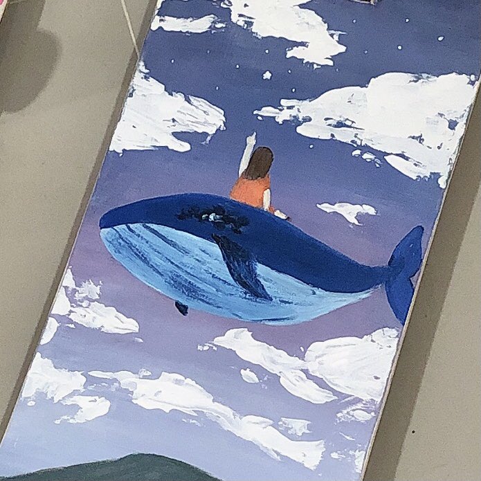 อันนี้อีกลาย ส่งลูกค้าแล้ว อวดได้ ⛅️🐋🤍 ชอบจริง ๆ งานอะไรที่มีชิ้นเดียวบนโลก 🤏🏻 อันนี้เพ้นท์ตามบรีฟและมีปรับเปลี่ยนนิดหน่อยค่ะ 💖✨