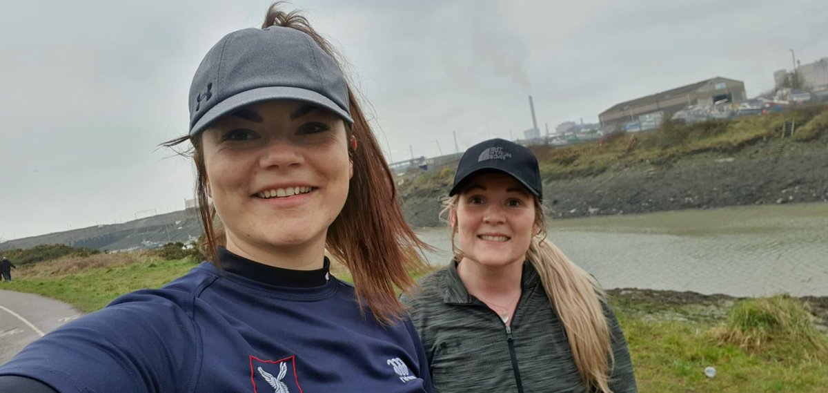 1000 miles done! 

If you see any of the players out on their bikes this weekend while you’re on your daily exercise, make sure to give them a wave! 

🎀🎀🎀

gofundme.com/f/swansea-rfc-…