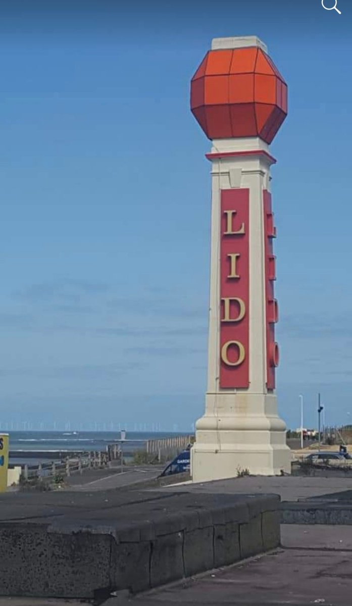 Margate Lido.  If ever there was a site screaming for regeneration and a new sustainable future.  Would be lovely to see it restored #lidos #eastcoast #restoration #coastalheritage