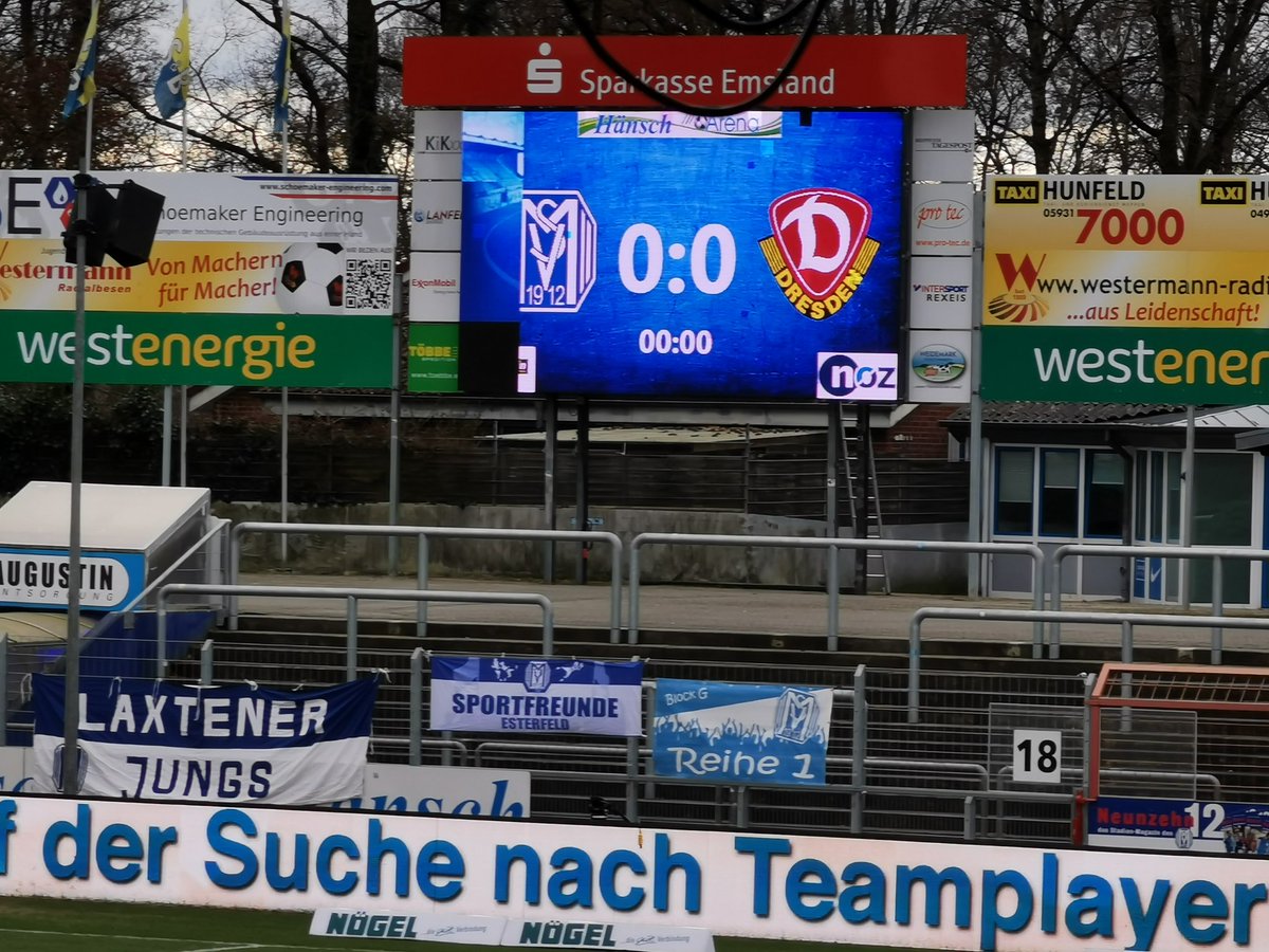 Jeddmas's tweet image. Moin aus #Meppen. Der Tabellenführer der 3. Liga ist zu Gast im Emsland und will Sieg Nr. 17. Aber Vorsicht, hier wird scharf geschossen. 👇 #sgd1953 #SVMSGD