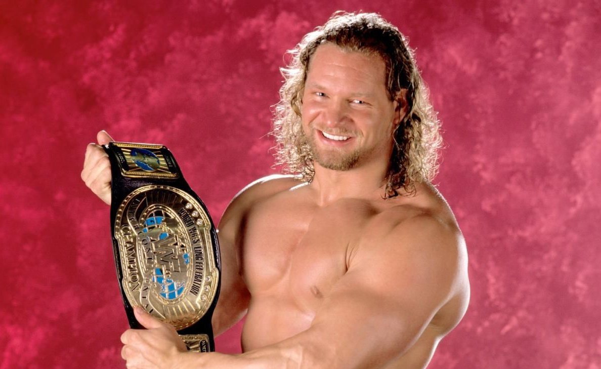 The Beermat wishes Val Venis a happy birthday

Have a good one  