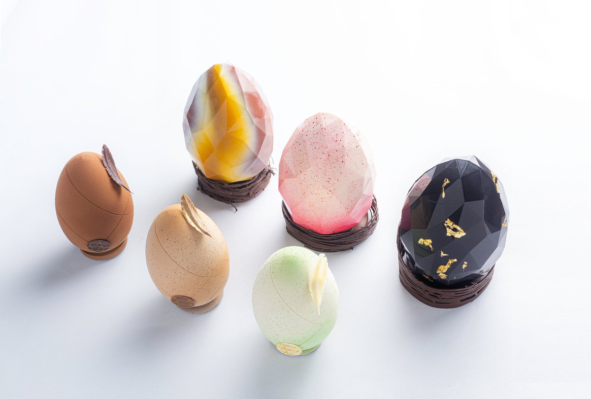 chef_erikVdV's tweet photo. Here it is: the Easter range 2021!
15 cm and 18cm eggs (Only delivery around Greater Dublin) and mini eggs (delivery nationwide) can now be discovered and pre-ordered on https://t.co/pXI2J9lxoS

-Please read collection and delivery terms as outlined in the descriptions-
#artisan https://t.co/JqCEuLW4tG