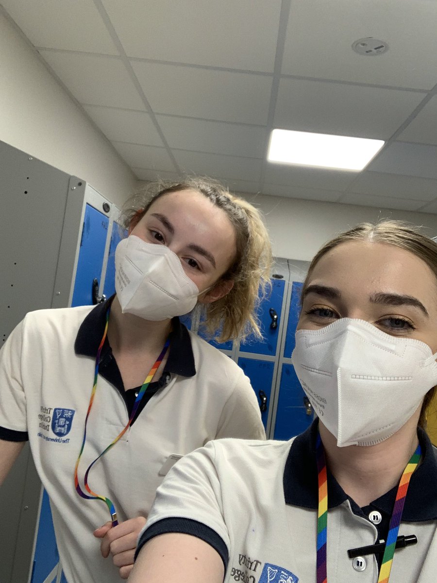 First ever day of placement ➡️ last ever day of placement. Certainly saw some big changes in the hospitals over the last year. Thanks to <a href="/stjamesdublin/">St James's Hospital</a> for taking us on in such challenging times. Excited to see what the future holds! 👩🏻‍🎓<a href="/Amy___Fay/">Amy Fay</a> <a href="/emmabrooder/">Emma Brooder</a>