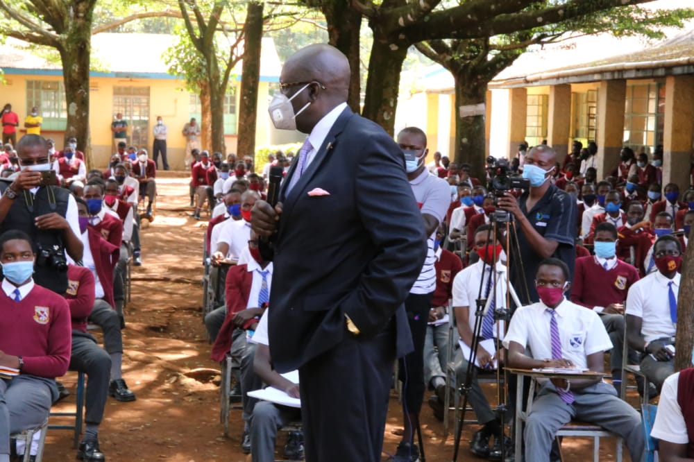 Education CS Prof. George Magoha speaks to learners of Chavakali High School, Vihiga County. The CS advised the learners not to panic but to contextualize the KCSE exams set to commence later in March, this year.