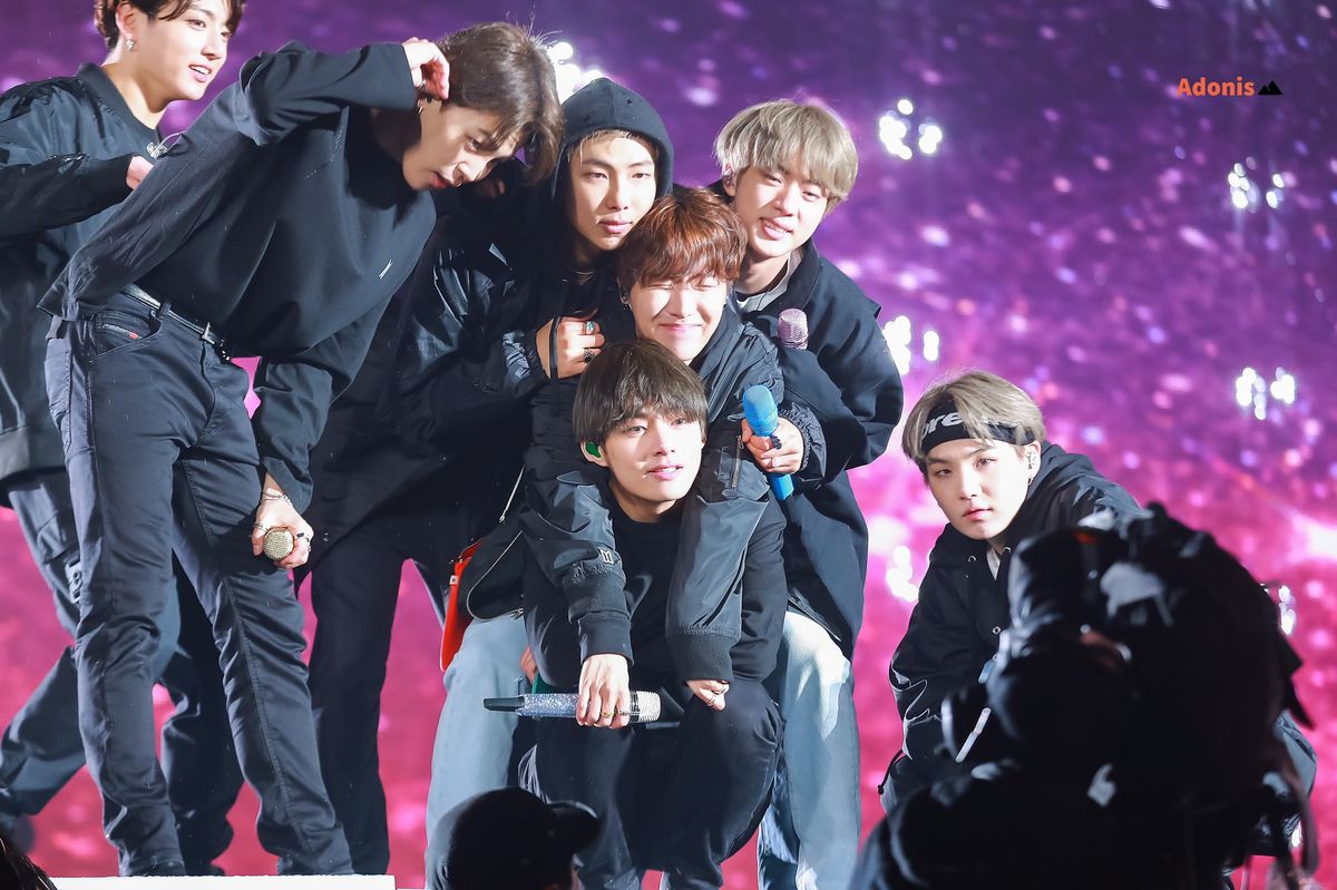 ArmyUnitedTeam's tweet photo. Rt , Reply and Quote!

Our password :  7 Next Leaders

#KCA #VoteBTS   @BTS_twt https://t.co/lmJI1Se3sP