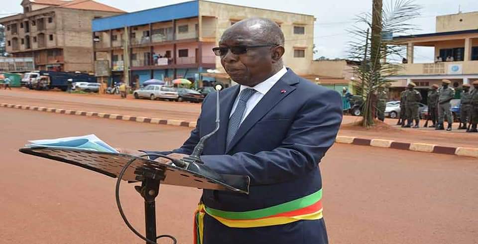 MimiMefoInfo's tweet photo. Reports say Dr Jonas Kouamouo, Mayor of Bangangté in  Cameroon's West region is no more. 

The politician who doubled as pharmacist and a dean at Université des Montagnes, Bagante, is said to have been in good health hours ago, but died overnight.

MMI https://t.co/0izPb8LdoZ