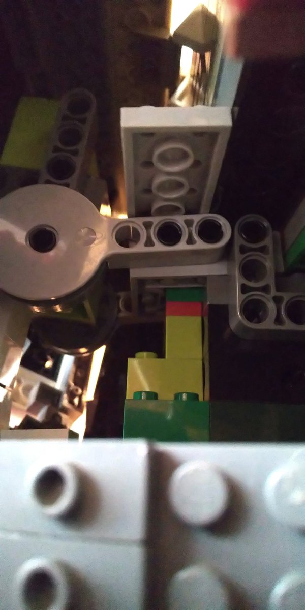 Mull レゴで One Piece より サウザンド サニー号 を作りました 大きい分妥協してしまった部分もありますが 楽しく組めました 写真はリプ欄に レゴ Lego Onepiece ワンピース サウザンド サニー号 T Co Ylnkpdbfpl