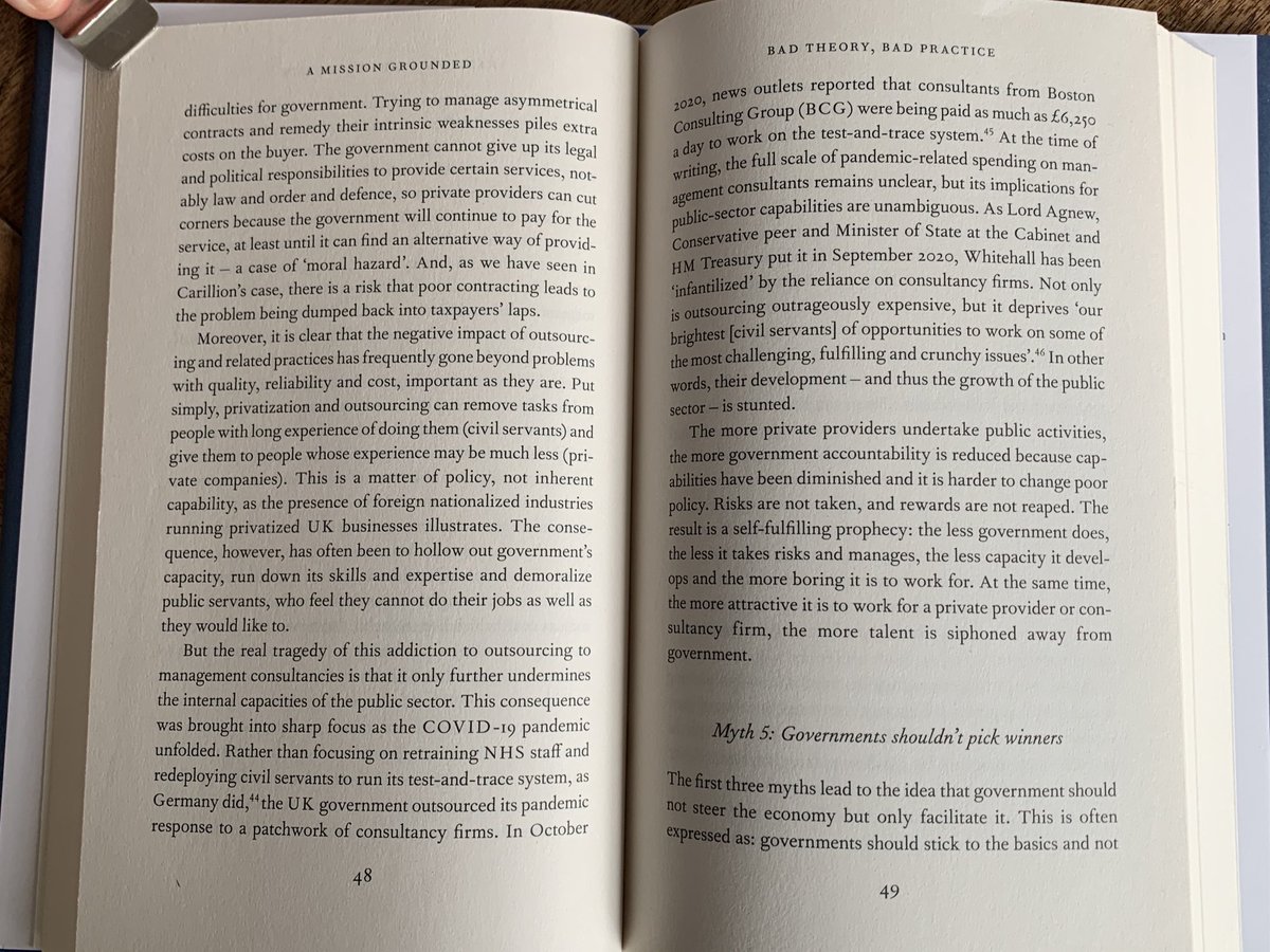 Il governo britannico si sta rendendo conto del danno creato al settore pubblico dalla dipendenza verso le grandi società di consulenza. In Italia? “Whitehall 'infantilised' by reliance on consultants, minister claims”. Nel mio ultimo libro, capitolo 3. theguardian.com/politics/2020/…