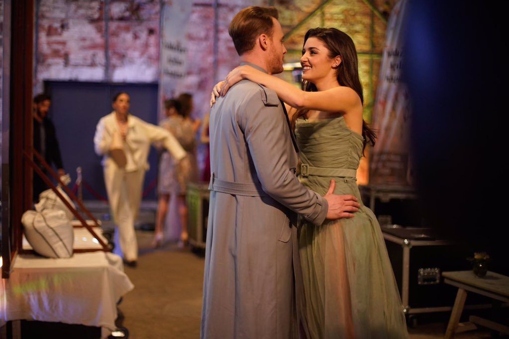 A_Nadyne tweet media